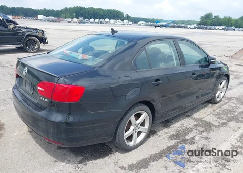 2012 Volkswagen Jetta 2.5L Se z USA, uszkodzony, nr VIN 3VWDP7AJ1CM067220